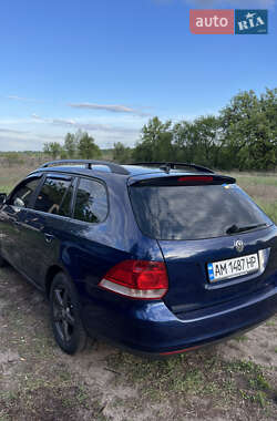 Універсал Volkswagen Golf 2008 в 