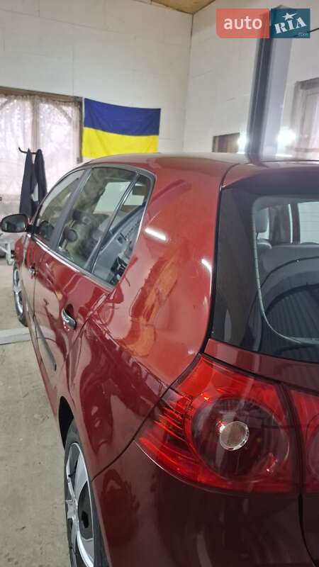 Хэтчбек Volkswagen Golf 2003 в Могилев-Подольске фото 17 Хэтчбек Volkswagen Golf 2003 в Могилев-Подольске