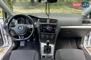 Універсал Volkswagen Golf 2019 в 