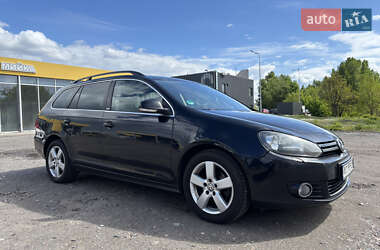 Универсал Volkswagen Golf 2012 в Киеве