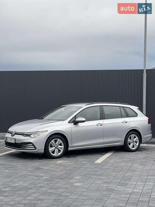 Універсал Volkswagen Golf 2021 в Львові