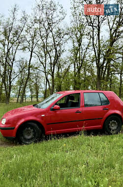Хетчбек Volkswagen Golf 2001 в Слов'янську