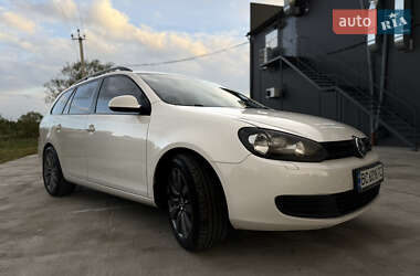 Універсал Volkswagen Golf 2009 в Львові