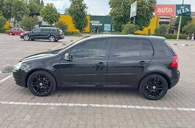 Хэтчбек Volkswagen Golf 2006 в Житомире