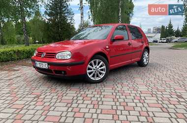 Хетчбек Volkswagen Golf 2001 в Лубнах