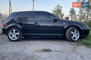 Хэтчбек Volkswagen Golf 2001 в Одессе