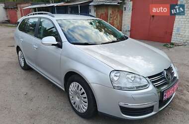 Універсал Volkswagen Golf 2008 в Чернігові