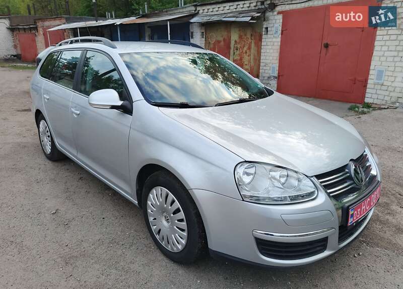 Универсал Volkswagen Golf 2008 в 