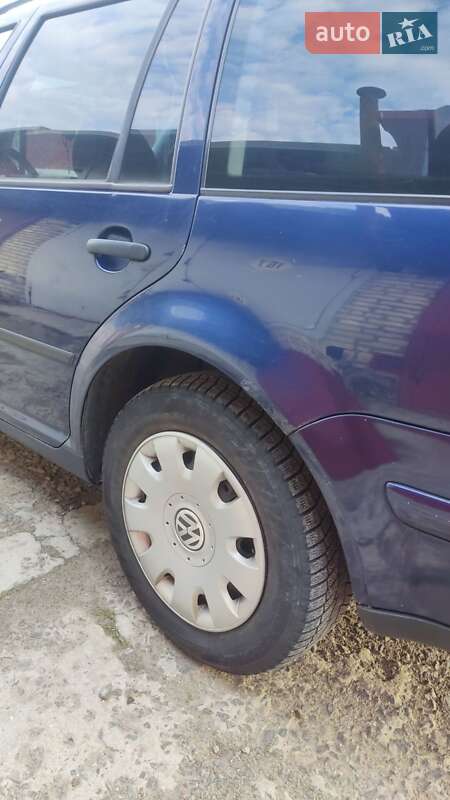 Универсал Volkswagen Golf 2000 в Львове