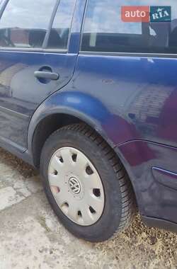 Універсал Volkswagen Golf 2000 в 