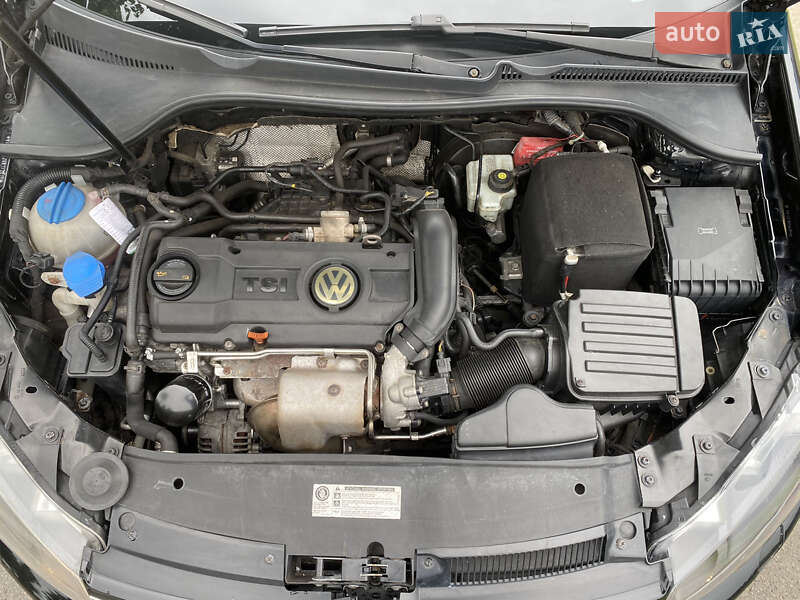 Хетчбек Volkswagen Golf 2009 в Мукачевому