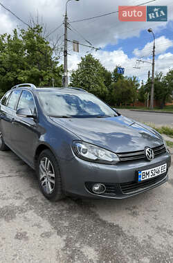 Універсал Volkswagen Golf 2012 в Сумах