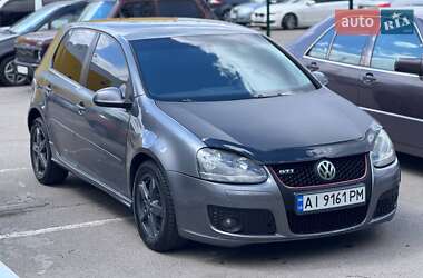 Хетчбек Volkswagen Golf 2005 в Запоріжжі