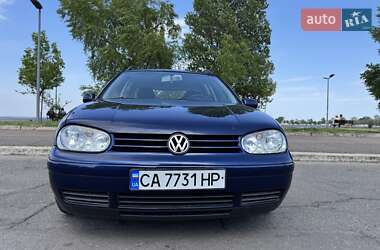 Универсал Volkswagen Golf 2004 в 