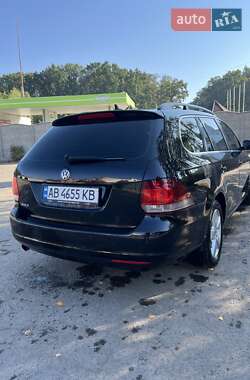 Універсал Volkswagen Golf 2010 в 