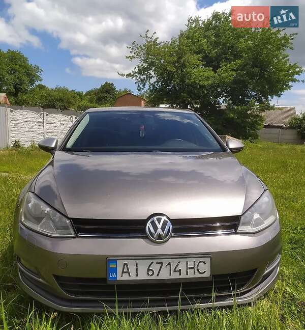 Хэтчбек Volkswagen Golf 2013 в Виннице