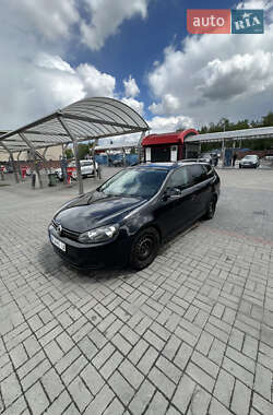 Універсал Volkswagen Golf 2009 в 
