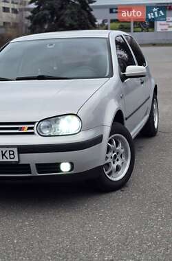 Хетчбек Volkswagen Golf 1998 в Києві