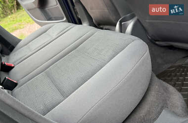 Хетчбек Volkswagen Golf 2004 в 
