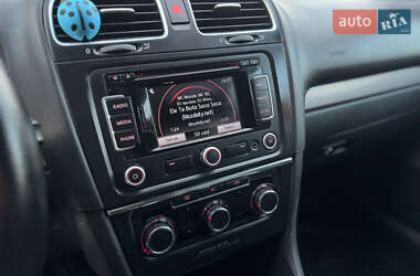 Хэтчбек Volkswagen Golf 2008 в 