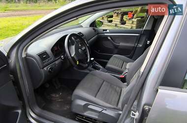 Универсал Volkswagen Golf 2009 в 