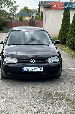 Універсал Volkswagen Golf 2003 в Новоселиці