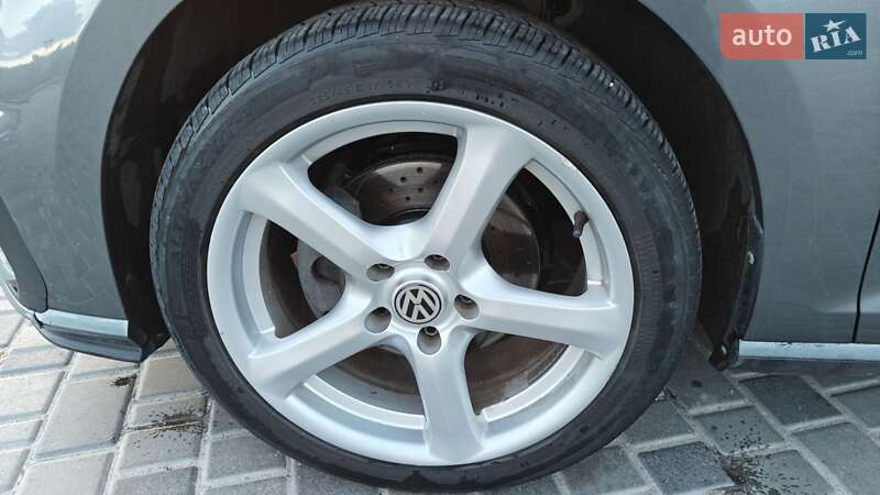 Універсал Volkswagen Golf 2015 в Кропивницькому