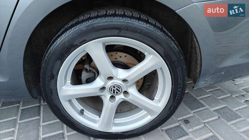Універсал Volkswagen Golf 2015 в Кропивницькому