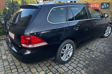 Універсал Volkswagen Golf 2009 в 