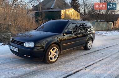Універсал Volkswagen Golf 1999 в 