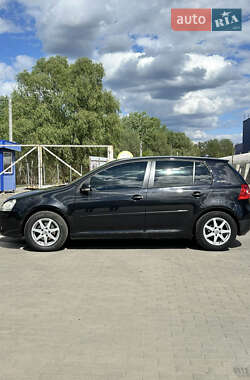 Хетчбек Volkswagen Golf 2006 в 