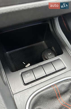 Хетчбек Volkswagen Golf 2006 в 