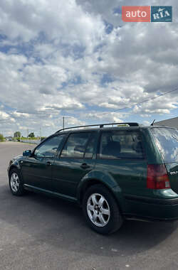 Універсал Volkswagen Golf 2000 в 