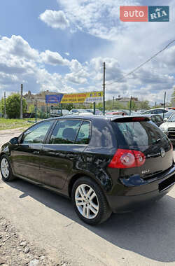 Хетчбек Volkswagen Golf 2007 в 