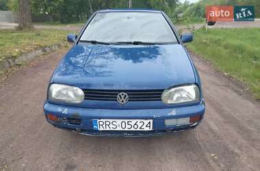 Хэтчбек Volkswagen Golf 1997 в Мене