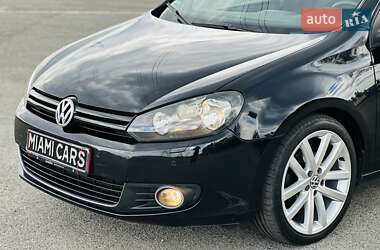 Хетчбек Volkswagen Golf 2009 в 