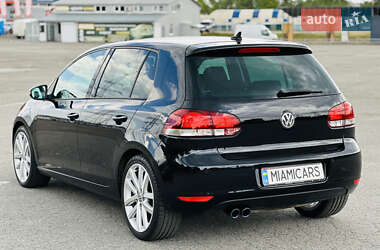 Хетчбек Volkswagen Golf 2009 в 