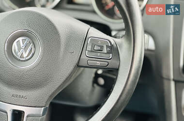 Хетчбек Volkswagen Golf 2009 в 
