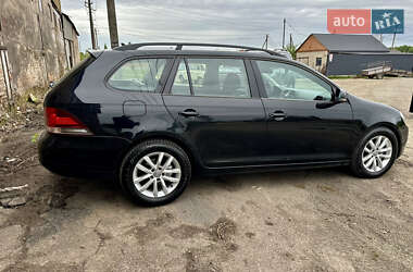 Универсал Volkswagen Golf 2012 в 