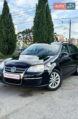 Універсал Volkswagen Golf 2008 в Сумах