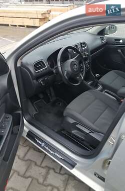 Универсал Volkswagen Golf 2010 в 