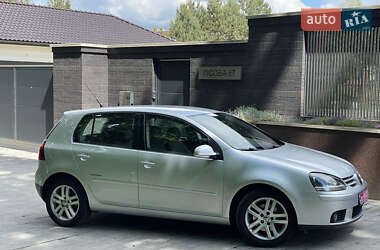 Універсал Volkswagen Golf 2009 в Чернігові