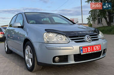 Хэтчбек Volkswagen Golf 2008 в 