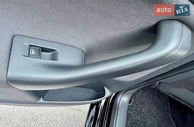 Хетчбек Volkswagen Golf 2008 в 