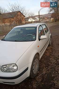 Хэтчбек Volkswagen Golf 1998 в Черновцах