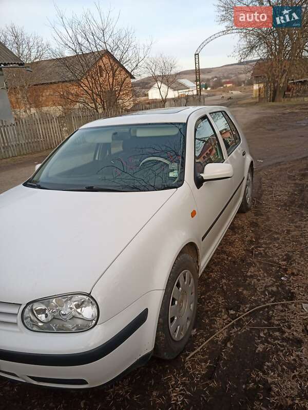 Volkswagen Golf 1998