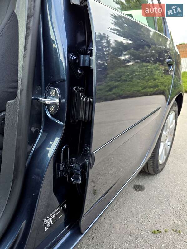 Хетчбек Volkswagen Golf 2006 в Полтаві