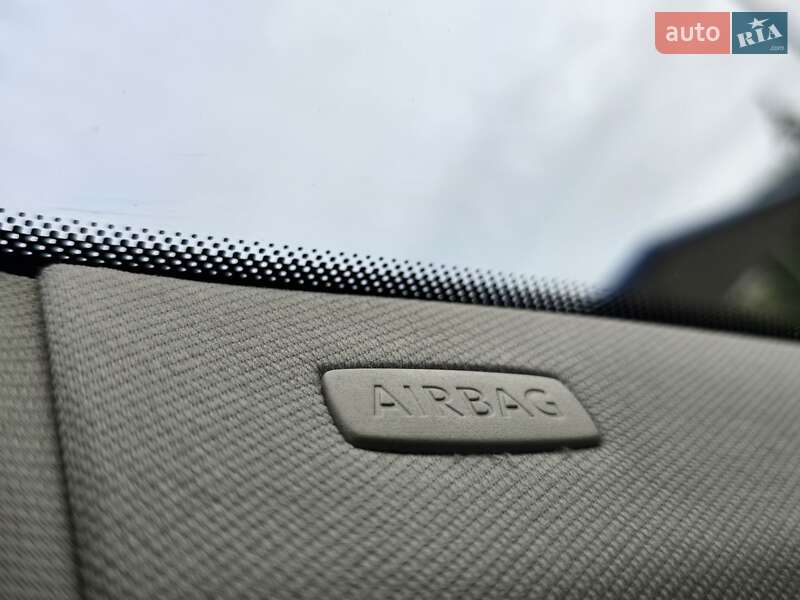 Хетчбек Volkswagen Golf 2006 в Полтаві