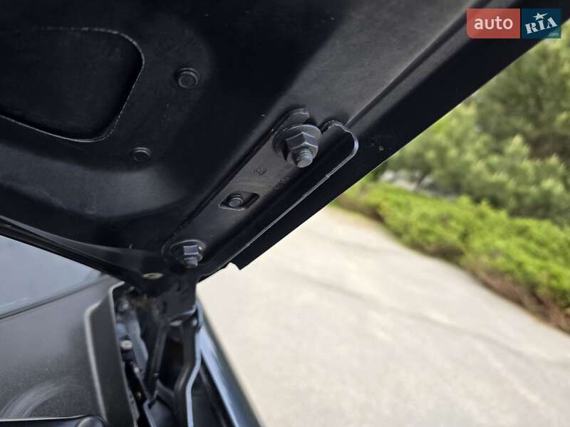Хетчбек Volkswagen Golf 2006 в Полтаві