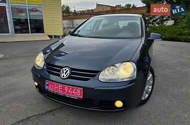 Хэтчбек Volkswagen Golf 2006 в 
